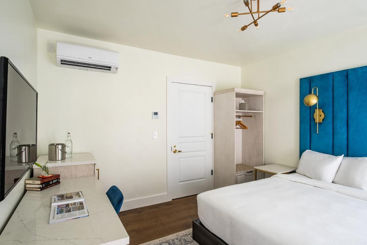 Bed & Breakfast Scarborough 3*